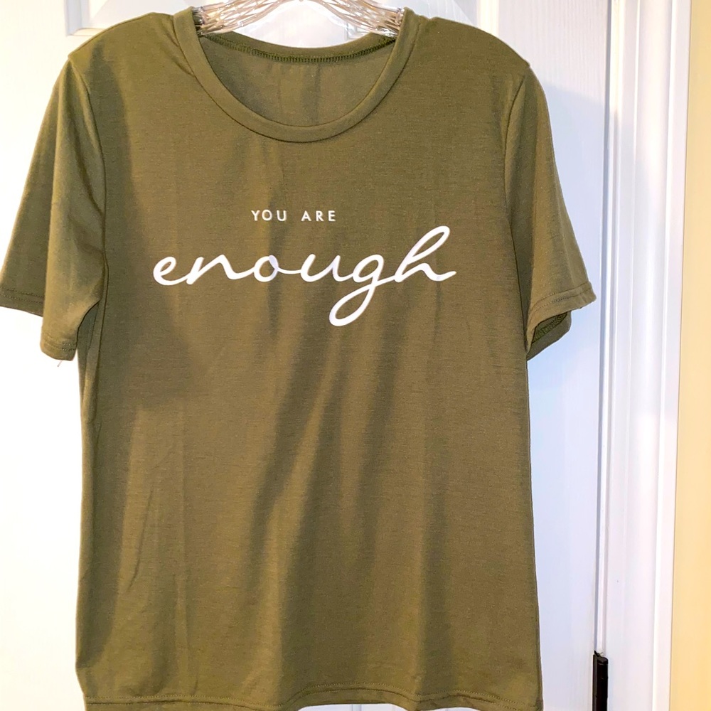 Women’s Tee size small